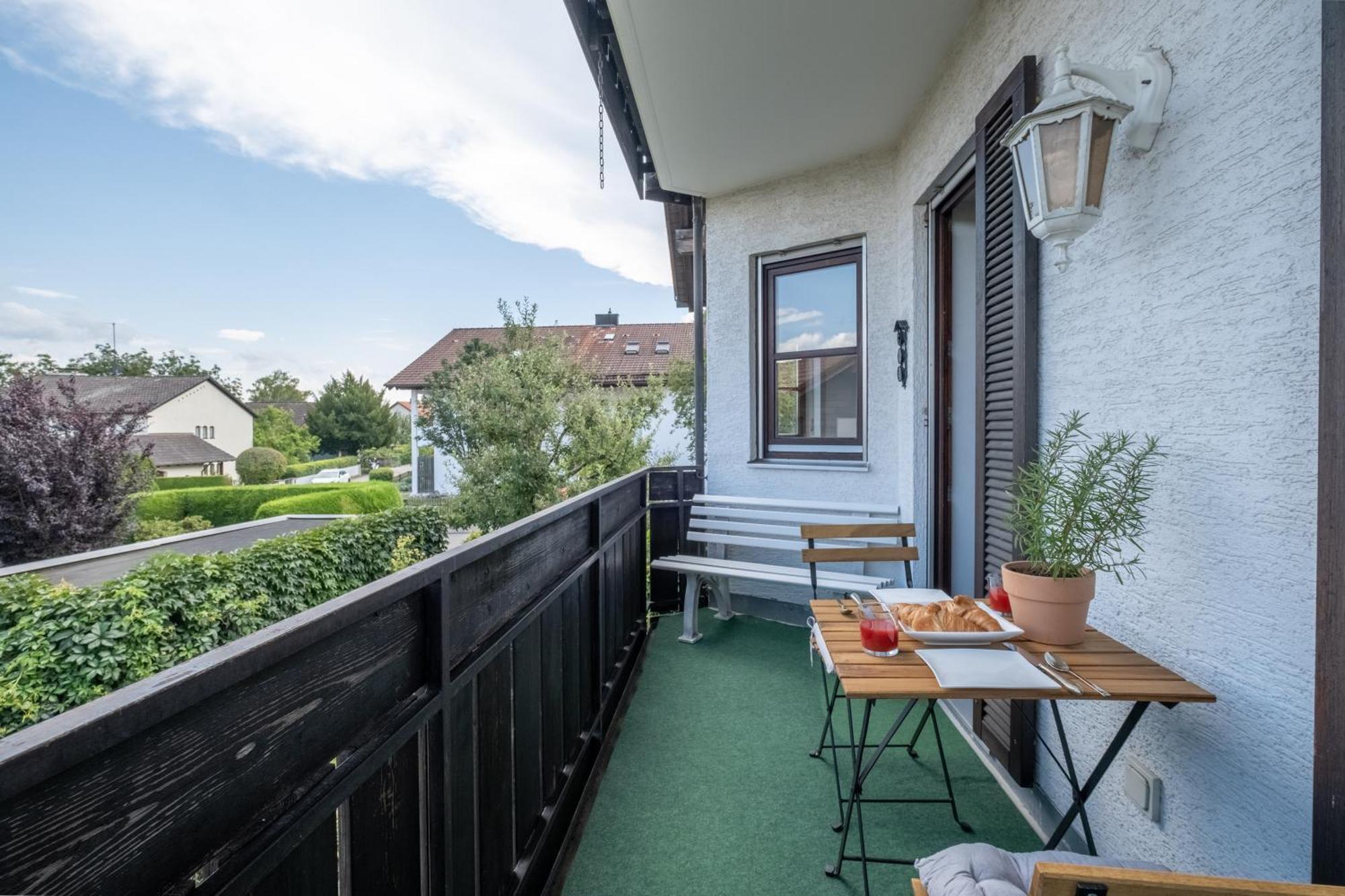 Gemuetliches Wohlfuehl-Apartment Mit Perfektem Seeblick Dießen am Ammersee Eksteriør bilde